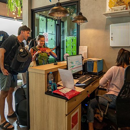 הוסטל Patong Poshtel (Adults Only) מראה חיצוני תמונה